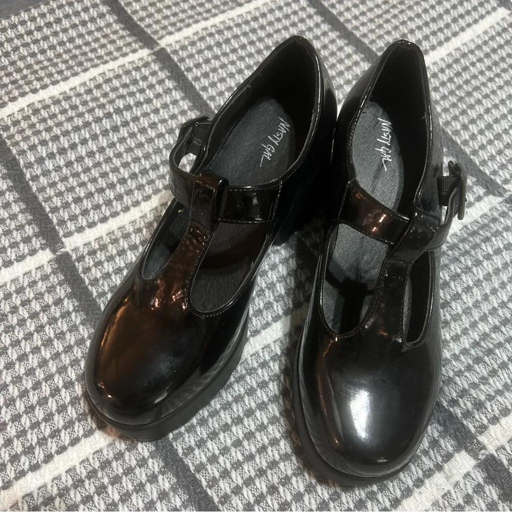 Nasty Gal Black Patent T Strap Platforms 6